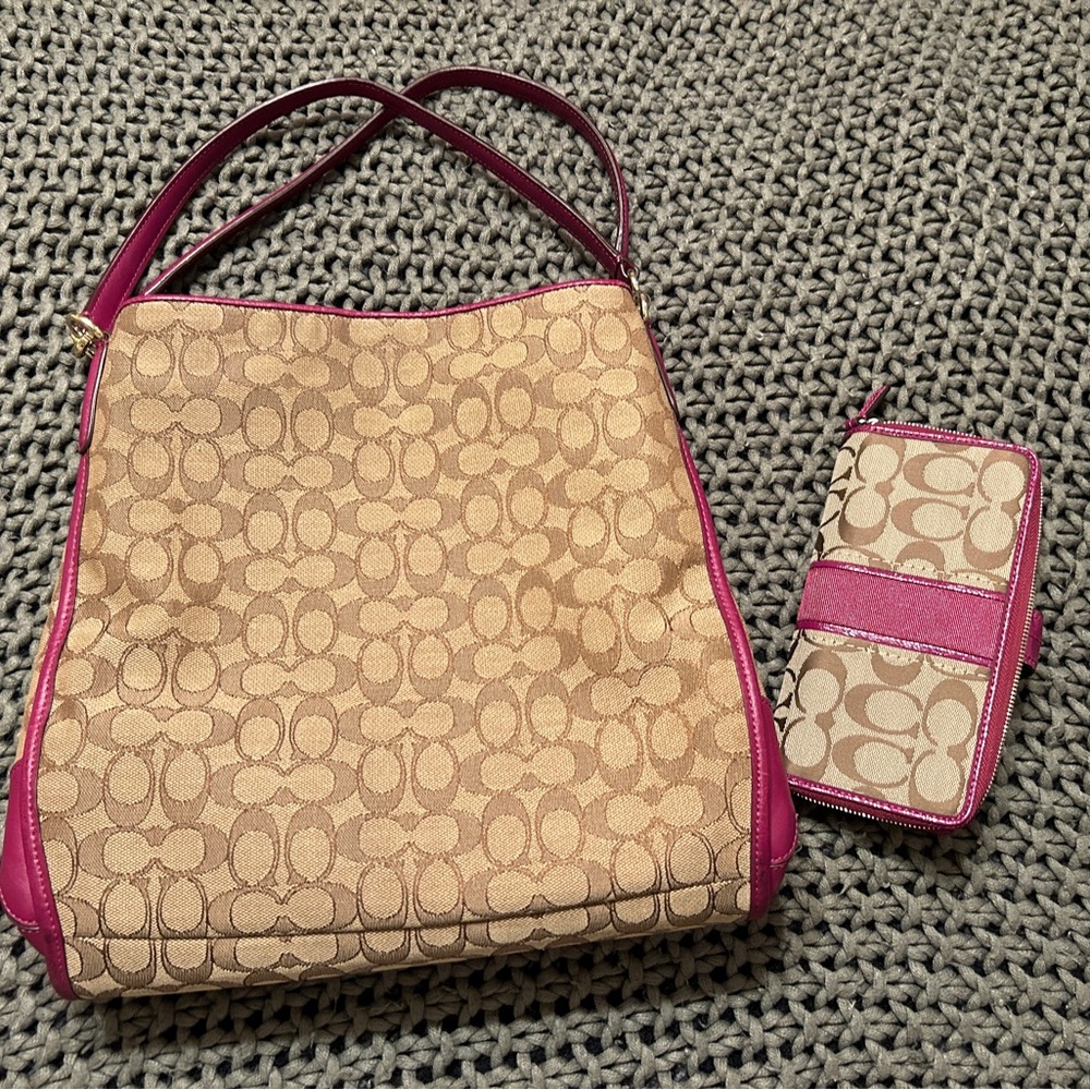 Vintage Coach Purse with Wallet Dark Fuchsia used